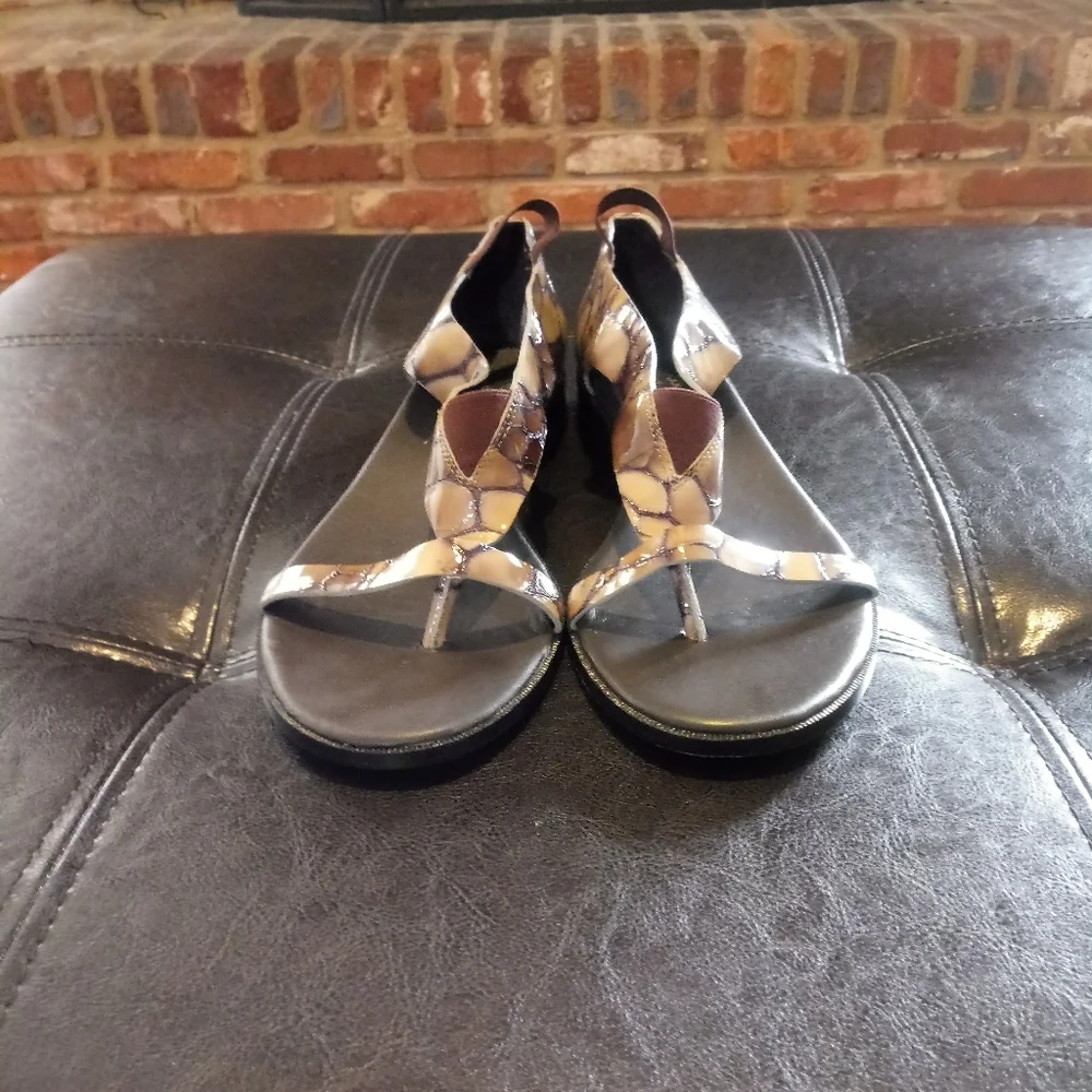 Donald J. Pliner Brown and Beige Snakeskin-Print Leather Thong Sandals
